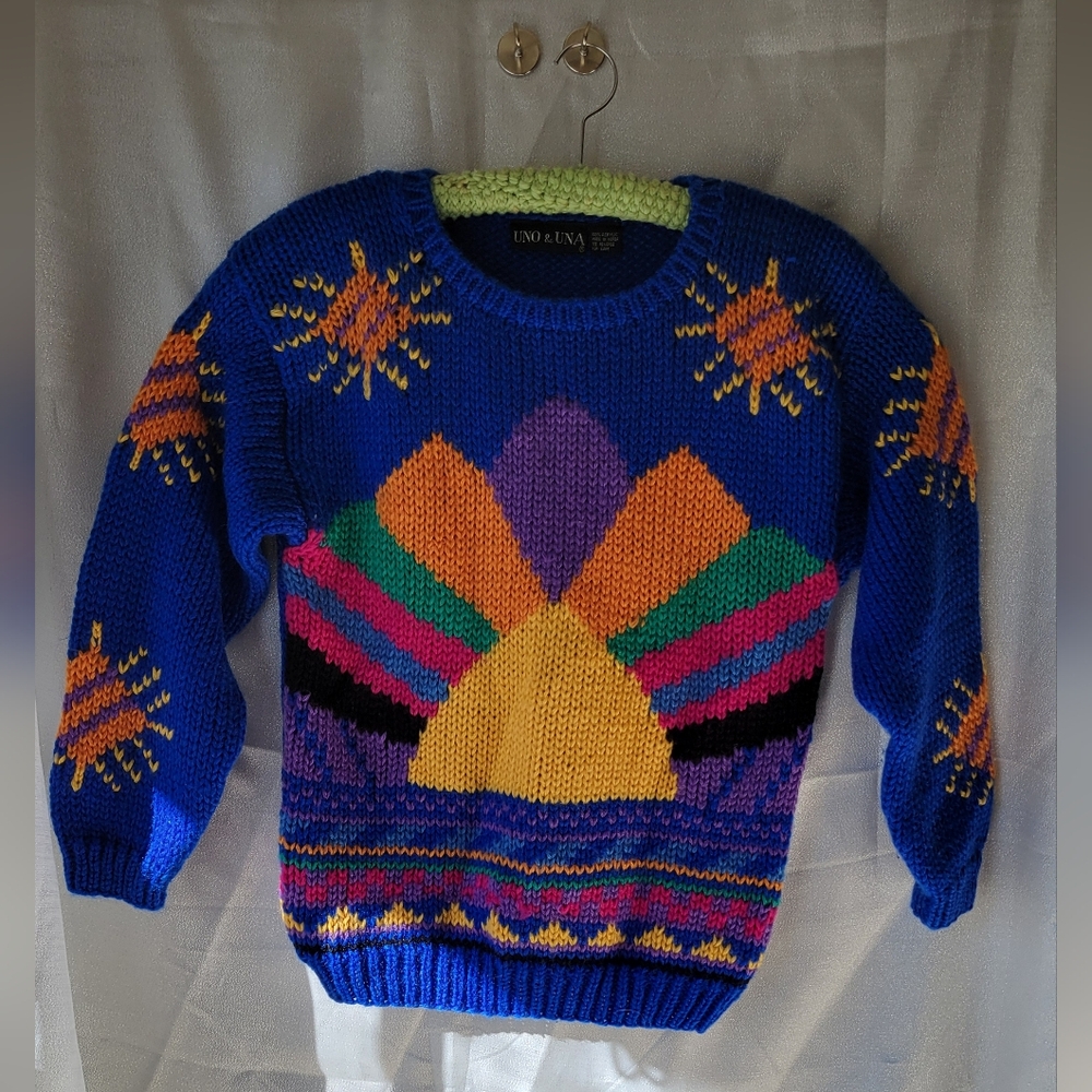 Un VTG Uno &Una  Sweater Trendy Crew Neck Long Sleeve Pullover Cropped Knit Tops